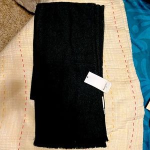 Men’s Goodfellow co black scarf. NWT